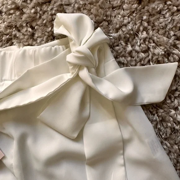 REVOLVE superdown Rachel Cargo Pant in White - Picture 11 of 13